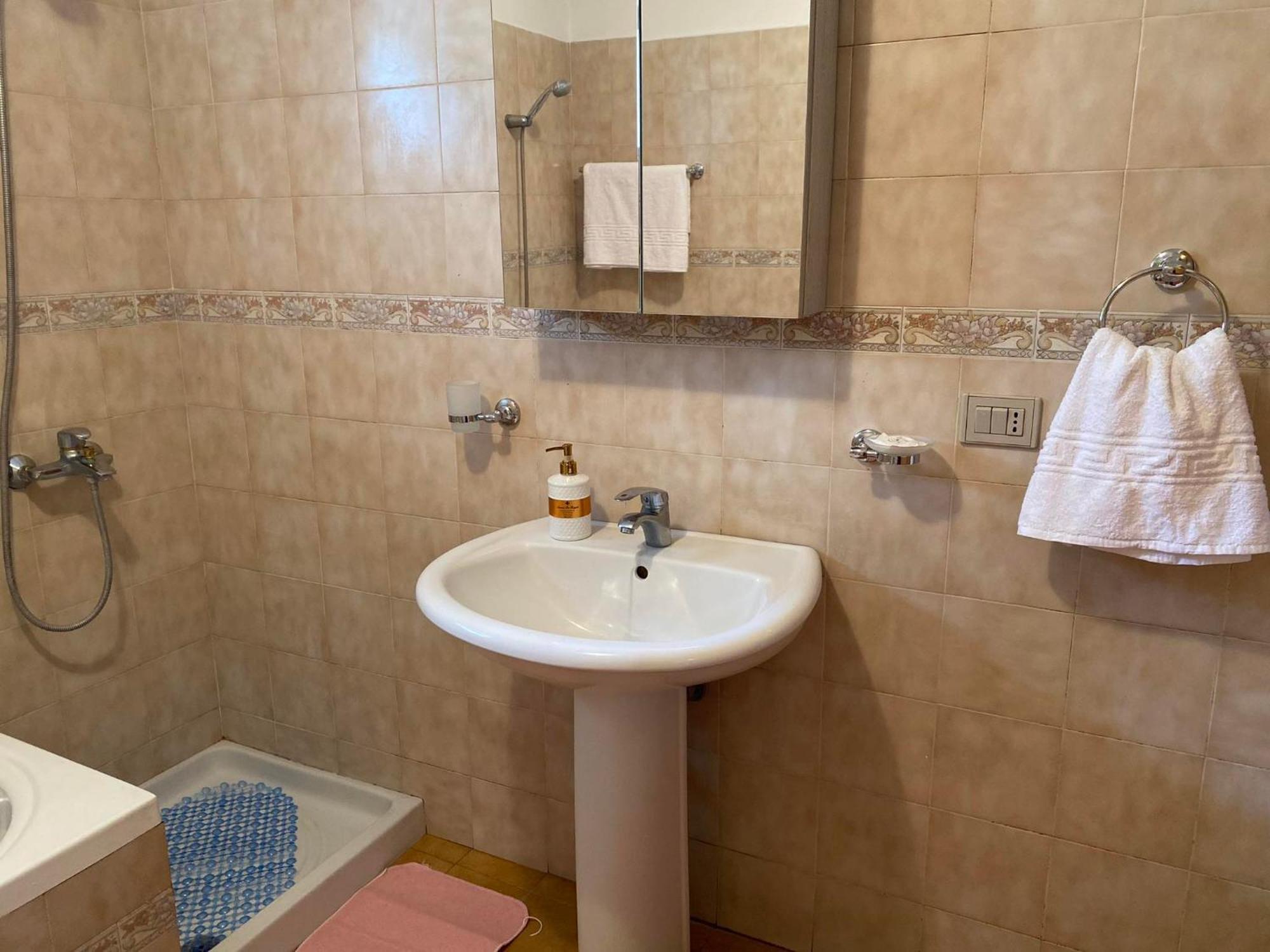 Guest House Persa Gjirokastër المظهر الخارجي الصورة
