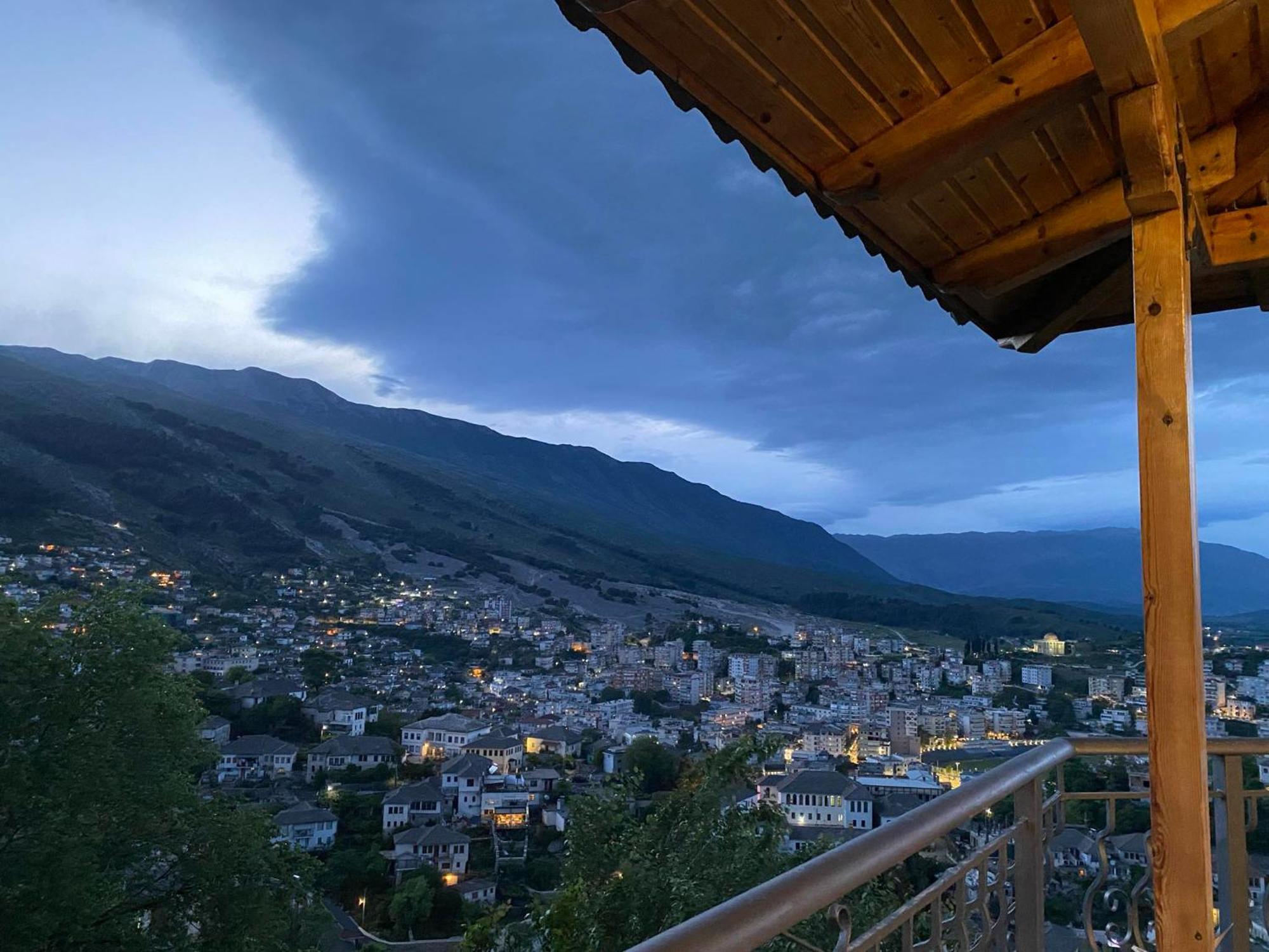 Guest House Persa Gjirokastër المظهر الخارجي الصورة