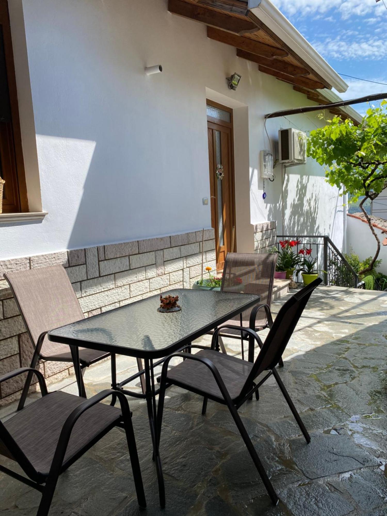 Guest House Persa Gjirokastër المظهر الخارجي الصورة